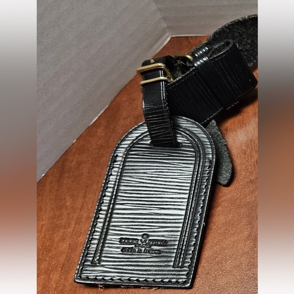 Louis Vuitton Black Leather Luggage Tag